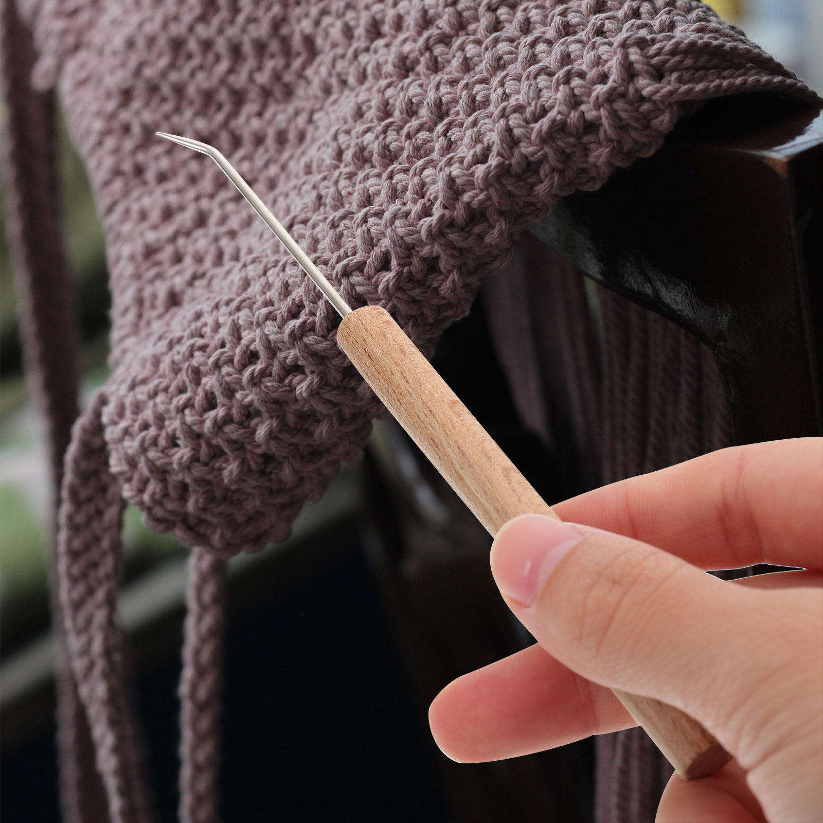 1 قطعة، خطافات كروشيه بمقبض خش - مراجعة Wooden Crochet Hooks Ergonomic Handle وسعره